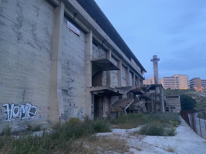 images Ecomostro a viale De Filippis. Fare per Catanzaro: "Attendiamo l'amministrazione comunale"