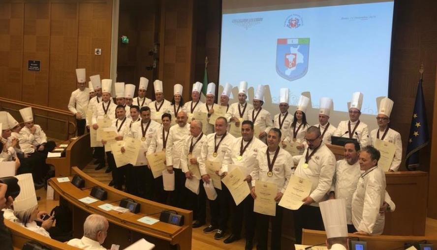 images Ventisette cuochi calabresi ricevono il Collare Collegium Cocorum a Montecitorio