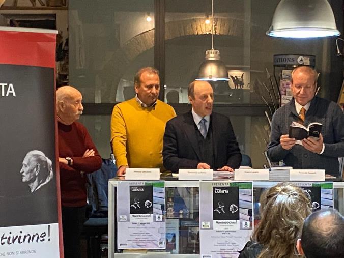 “La Calabria che non si arrende”, Laratta a Castrovillari punta il dito sull'emigrazione dei giovani dalla Calabria
