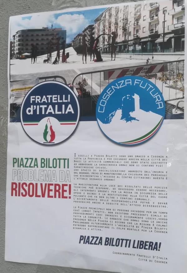 images Piazza Bilotti sequestrata. Il coordinamento regionale di FdI precisa: "Si rispettino i tempi della Magistratura"