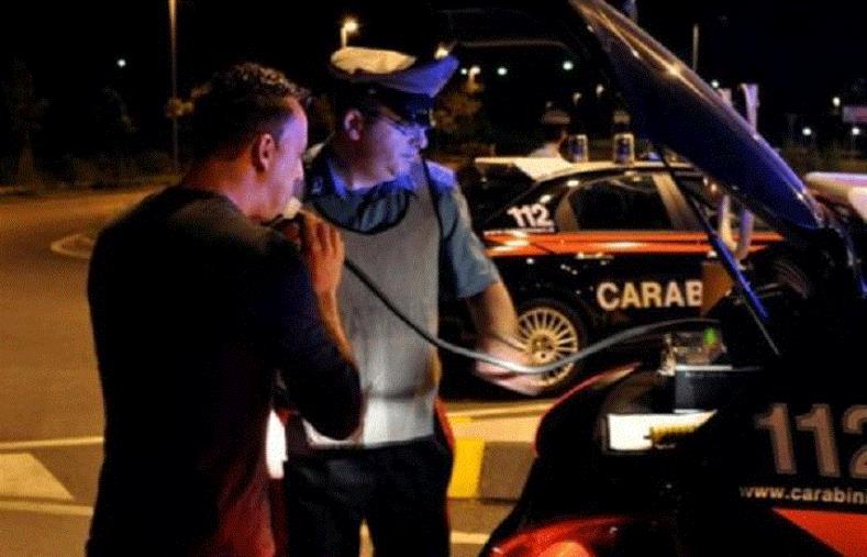 Petilia Policastro, sorpreso ubriaco alla guida di un’auto: denunciato un 44enne 