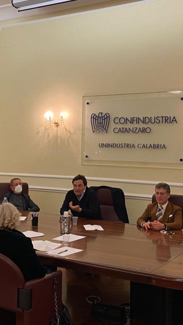 images La sezione Turismo di Unindustria Calabria incontra l'assessore Orsomarso: presentato un documento strategico 