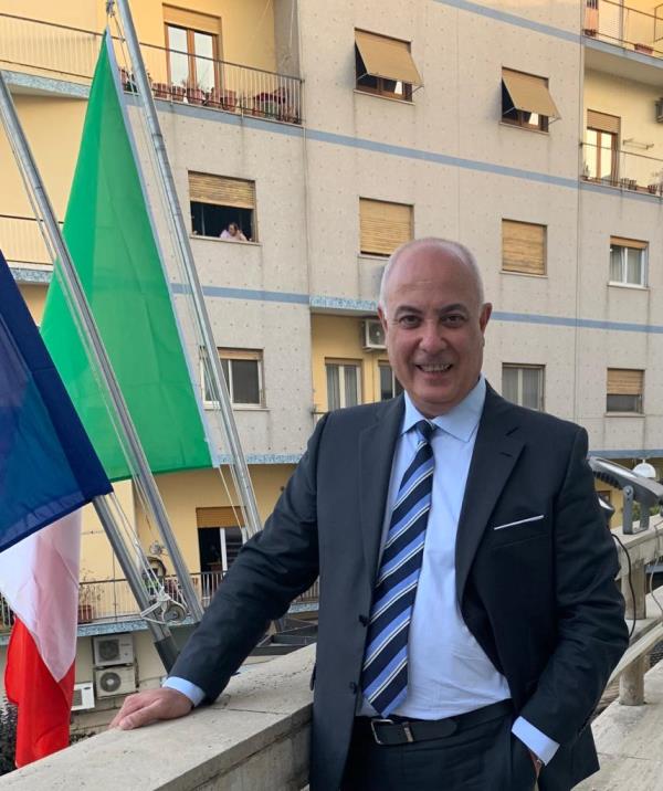 images Giovani italiani all'estero,  Klaus Algieri: "Ora è tempo di aiutarli a rientrare"