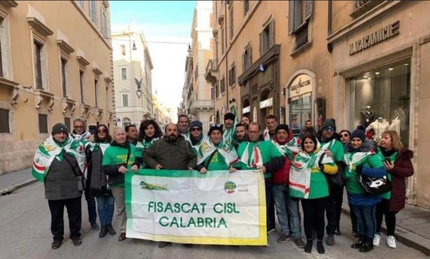 images Anche la Fisascat Cisl domani alla mobilitazione a Cosenza. Lo Papa: "Vogliamo fatti"