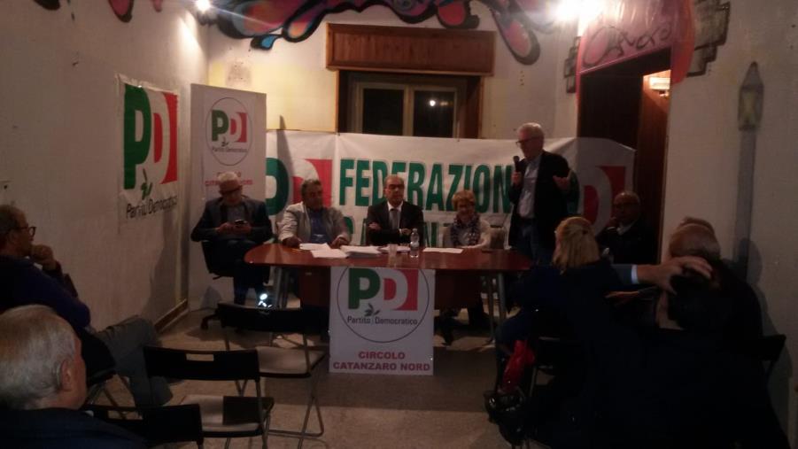 Regionali. Da Viscomi "no" ad Oliverio. Nel Pd catanzarese piovono i mea culpa e la strigliata per una rifondazione