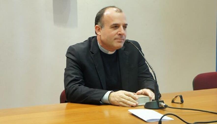 images Ex sindaco aggredito a Roccabernarda, il Vescovo di Crotone: cittadini collaborino