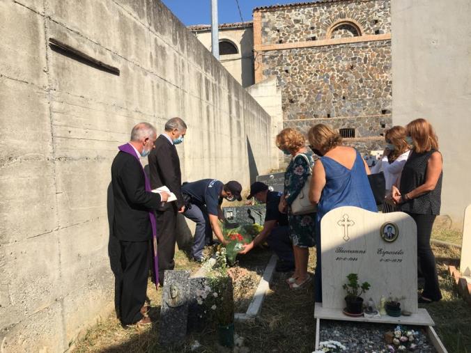 images A Catanzaro. L'omaggio del questore Finocchiaro al sacrifico dell'appuntato Panuccio (VIDEO) 