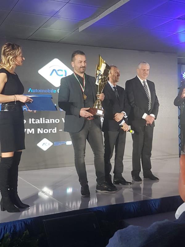 Il pilota lametino Angelo Mercuri premiato al Monza Eni Circuit