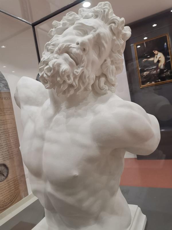 images Il“Laocoonte” della mostra sull’Odissea all’Ex Stac adottato dall’Istituto comprensivo di Sersale