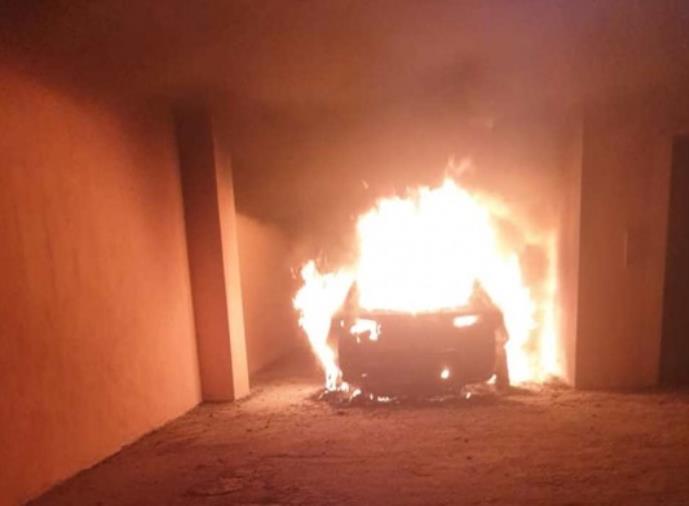 Intimidazione a referente Calabria Rete Comuni solidali: incendiata l'auto a Palmi 