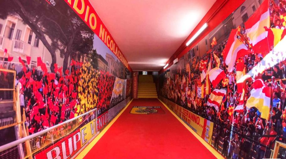 Completato il restyling del tunnel di ingresso dei giocatori allo Stadio Ceravolo (FOTO)