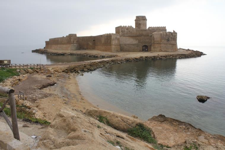 images La Fortezza di "Le Castella" fa il boom di visitatori, oltre 20.000 da luglio a ottobre. Ora si lavora per la riapertura