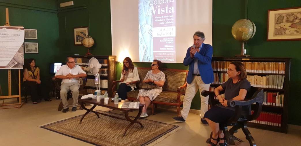 "Calabria riVista", mostra inaugurata al liceo Telesio. Sarà aperta fino al 31 luglio