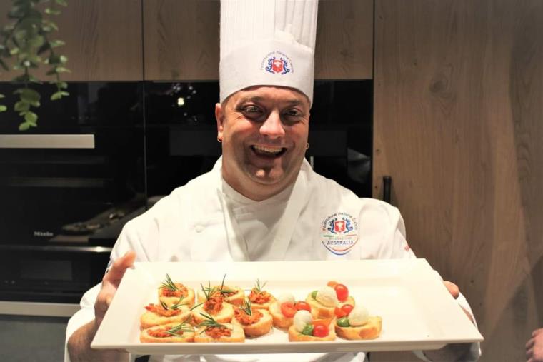 images Lo chef calabrese Sandro Isabella ottiene a Sidney un prestigioso premio