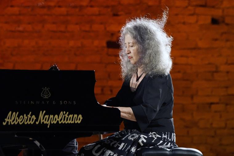 images  Armonie d'arte Festival, la grinta della Argerich infuoca lo Scolacium