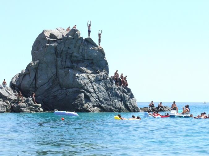 images Al lido di Pietragrande di Stalettì torna il Memorial “Monica Aversa” 