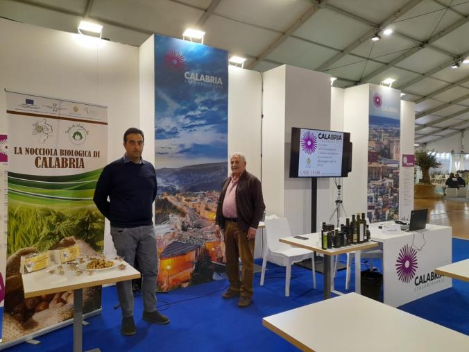 La nocciola Tonda di Torre di Ruggiero presente al Vinitaly per promuovere gusto e territorio