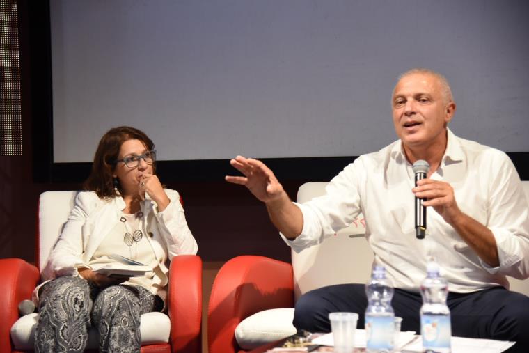 “La buona scuola? E’ fatta dai buoni professori”, Nuccio Ordine presenta il suo libro al festival Leggere&Scrivere 2019 di Vibo Valentia