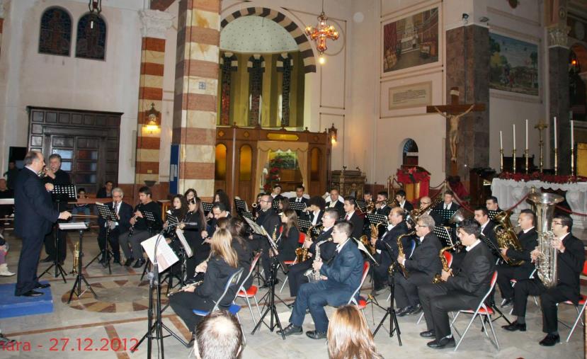 images Sabato 6 agosto a Seminara il "Concerto sotto le stelle" dell'Orchestra di Fiati "Mammoliti" diretta dal maestro Zema