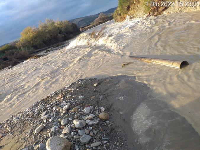 images Maltempo, esondato il fiume Trionto nel basso Jonio cosentino