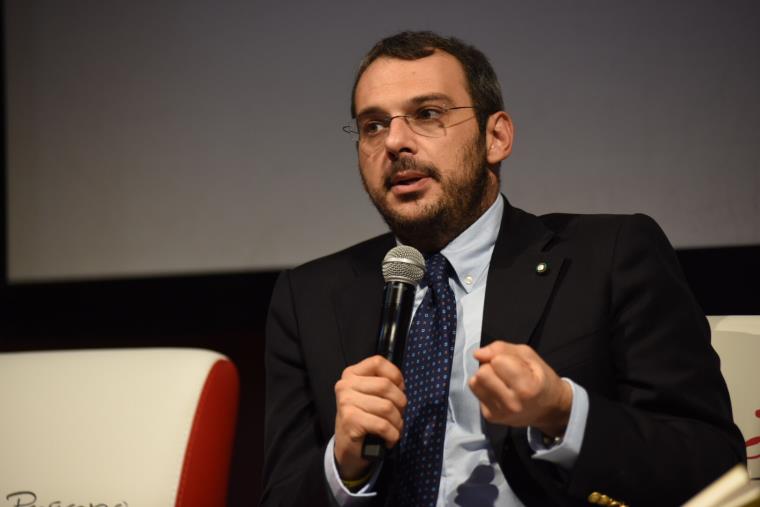 Vibo Valentia, la storia di Paolo Borrometi a Leggere & scrivere: “Potevo cedere alla paura, ma ho fatto il mio dovere che è quello di raccontare”