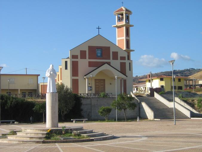 images San Sostene, gli orari ed il percorso della processione della “Madonna del Rosario”