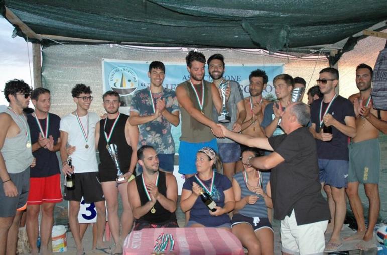 images Sudore e allegria al I Torneo di beach volley “Ruggero”: l'estate non è ancora finita