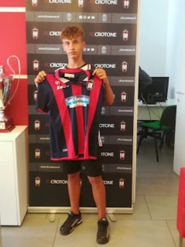 images Grande soddisfazione in casa Vigor Catanzaro per la cessione di Riccardo Cacia all’ F.C. Crotone