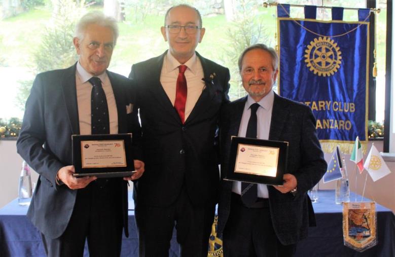 images Catanzaro, il Rotary club designa Maletta alla presidenza e accoglie lo scrittore economista Elia Banelli 