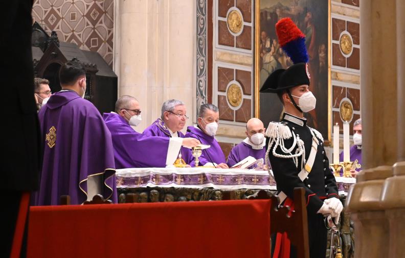 images Precetto pasquale, S.E. Mons. Santo Marcianò, Arcivescovo Ordinario Militare per l’Italia, lo ha officiato oggi nella sua città natale Reggio