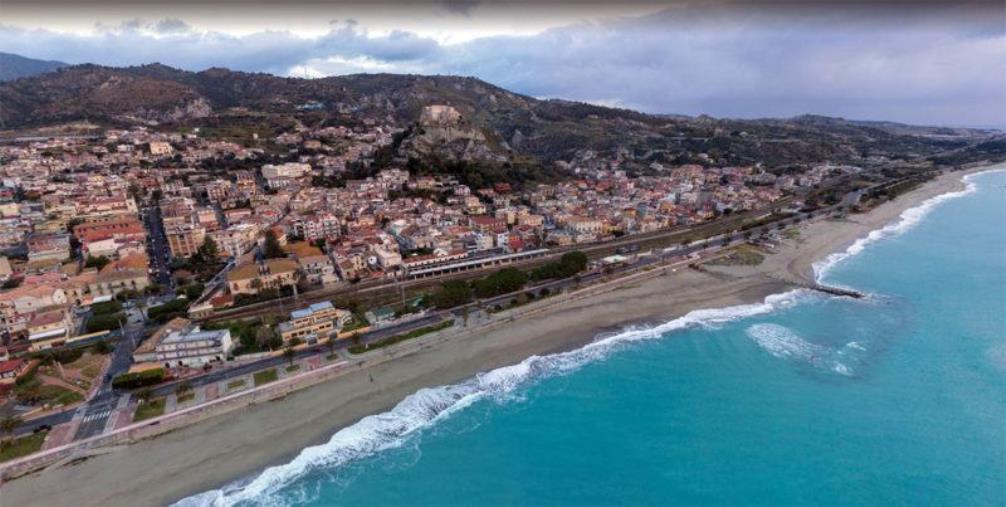 images Dopo la "Bandiera blu" Roccella Jonica ottiene il premio "Mare Pulito Bruno Giordano 2021" 