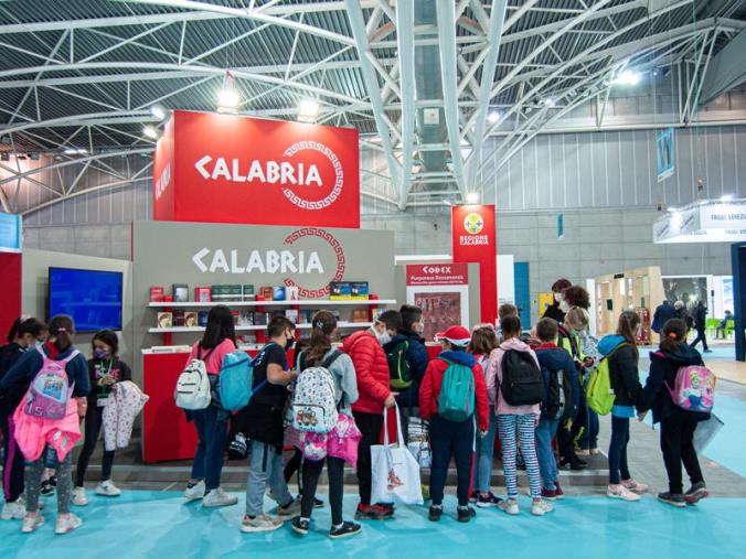 images Salone del Libro di Torino: Tutti gli eventi di oggi allo stand della Regione Calabria 