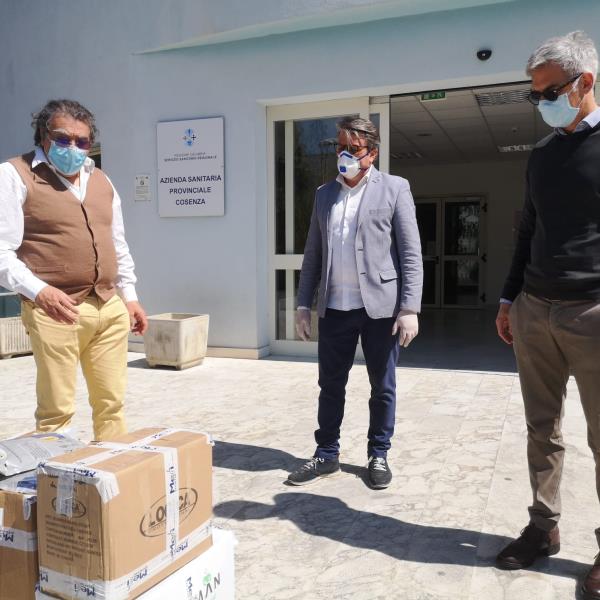 A San Donato di Ninea la Giunta e il presidente del Consiglio comunale donano l'indennità per comprare le tute al personale dell’Ospedale di Castrovillari