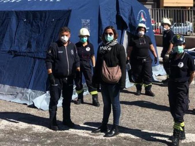 images Coronavirus. A Cariati la tenda del pre-triage, posizionata, non è ancora operativa. Il sindaco facente funzioni sollecita l' Asp