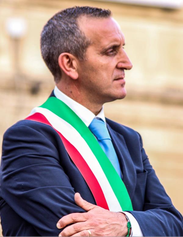 images Questioni Valli Cupe, il sindaco Torchia replica a Tallini: "Non ha titoli né legittimazione per dirlo. La nostra battaglia per la riserva continua"