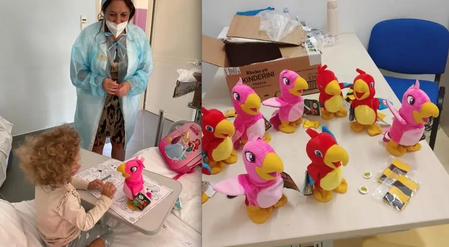images Catanzaro, la Scuola in Ospedale dell'Ic Manzoni emoziona i conduttori di Radio 105: doni per i piccoli degenti