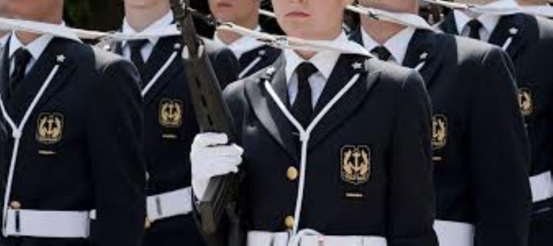 images Gli studenti del “Green-Falcone e Borsellino” di Corigliano Rossano a scuola navale, siglato l'accordo con la Sezione di Mirto Crosia della Lega navale italiana 