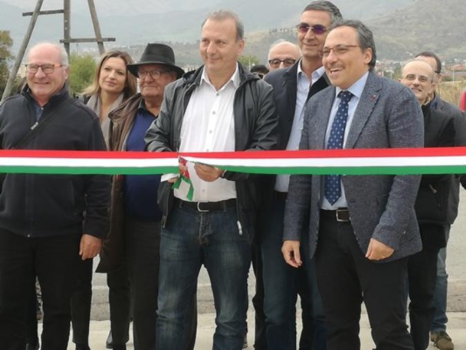 Castrovillari, inaugurata  la nuova isola ecologica 