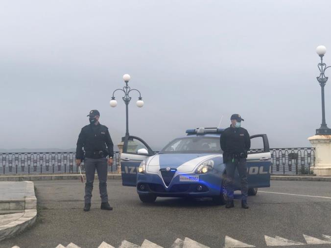 Reggio Calabria. Tentano di estorcergli con violenza un’assicurazione per un presunto incidente stradale, arrestati 4 giovani