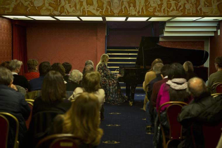 images Amacalabria, grandi eventi 2021: 7 bis per il concerto di Valentina Lisitsa al Teatro Grandinetti Comunale di Lamezia Terme