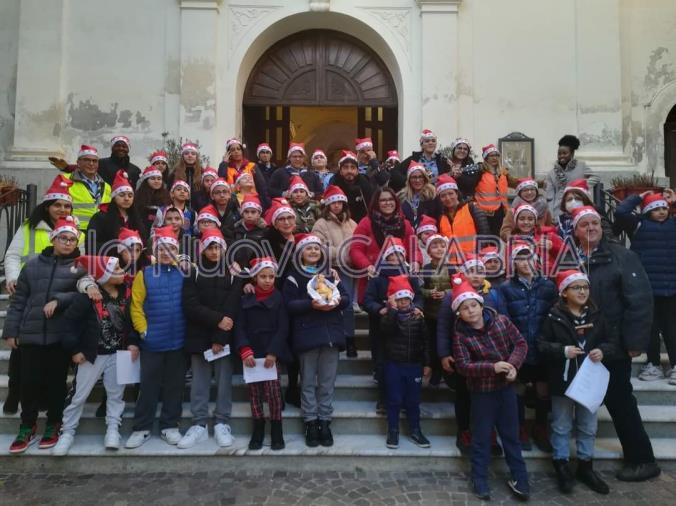 images Con ‘Voci di Natale’ a Gagliano torna la tradizione della strenna natalizia
