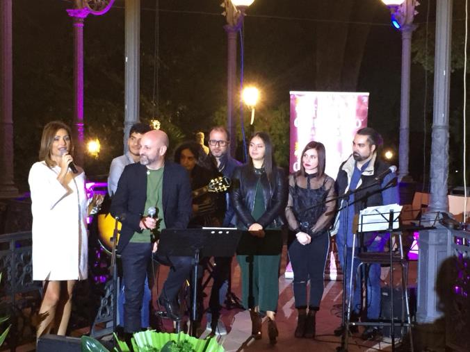 Festival d'autunno, storie e canzoni del cantautorato italiano animano Villa Margherita (VIDEO)