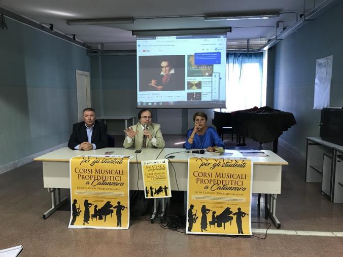 images Avviati i corsi propedeutici del Conservatorio "Torrefranca" al Liceo Classico Galluppi di Catanzaro