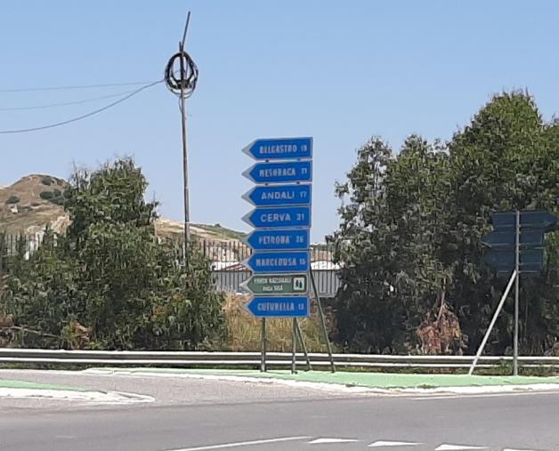 I Comuni di Botricello e di Belcastro all'Anas: "Servono le rotonde ai bivi di Marcedusa e Fieri"