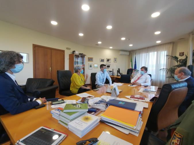 images Comunità Competente incontra il viceministro Sileri che promette: "Tornerò preso in Calabria"