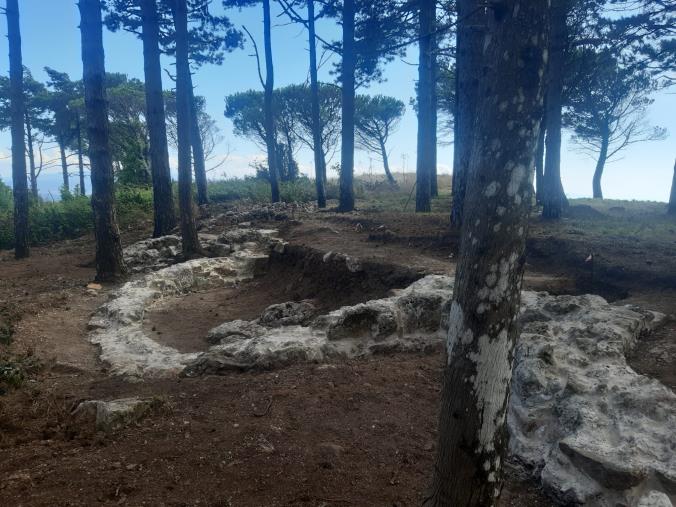 images Iniziati i lavori di scavo e recupero della chiesa bizantina 'Fortezza Monte Tiriolo'