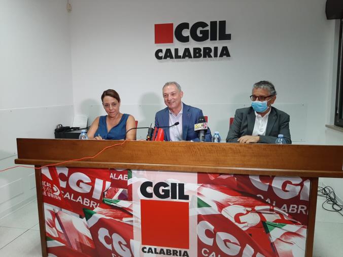 images La Cgil presenta il "Piano per sviluppo e lavoro in Calabria" (VIDEO)