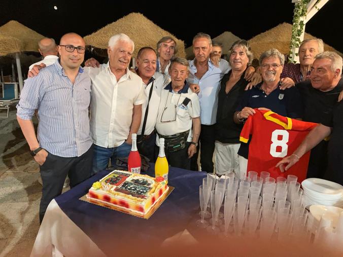 images 50 anni dalla promozione in Seria A del Catanzaro, le emozioni giallorosse di Eugenio Muzzì