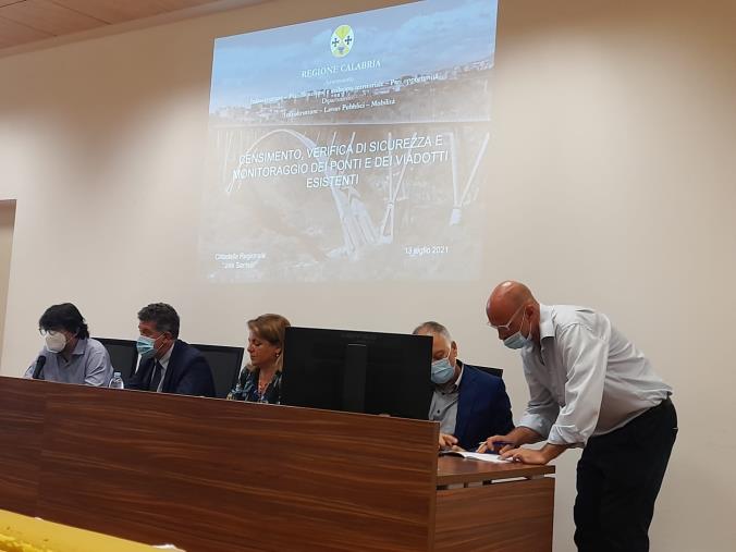 Stanziati 65 milioni per gli interventi sui ponti della Calabria per la messa in sicurezza: "Non saranno sufficienti"