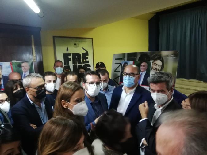 Il Ministro del Lavoro Andrea Orlando a Cosenza: “Interventi concreti sui tavoli di crisi delle vertenze calabresi"